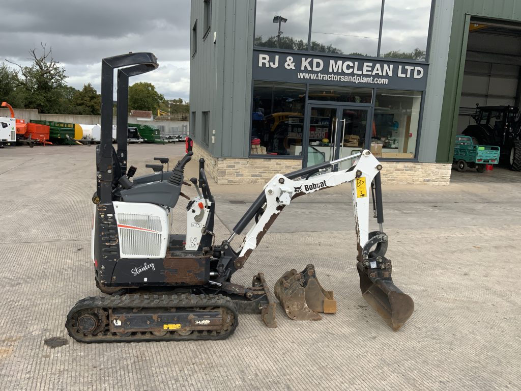 Bobcat E10Z Micro Digger (ST24535)