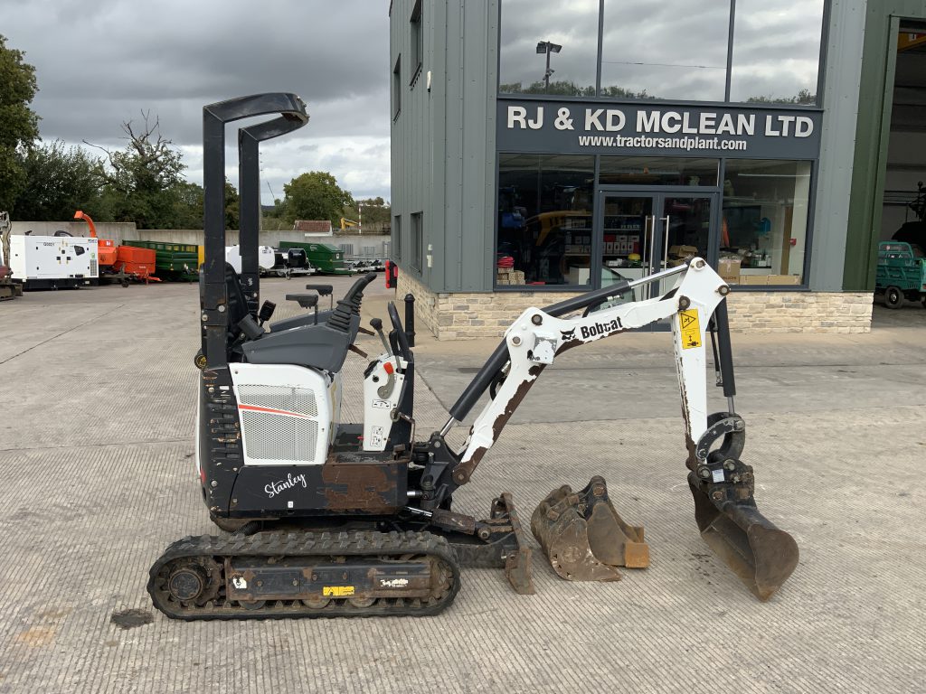 Bobcat E10Z Micro Digger (ST24535)