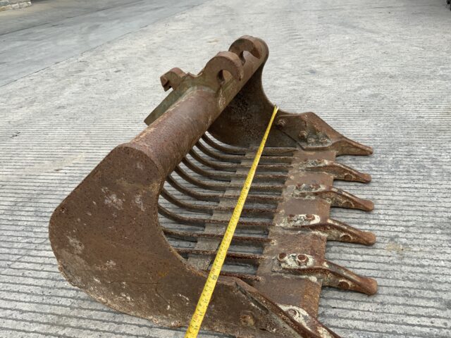 3Ft Riddle Bucket Attachment