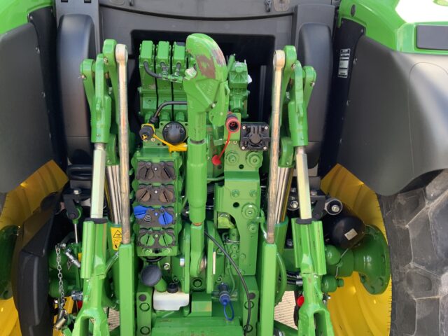 John Deere 6R-130 Tractor (ST24420)