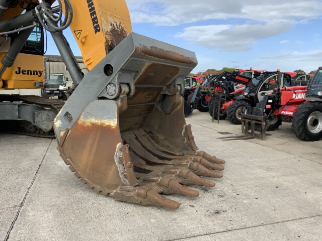 Liebherr R966 HD Mining Face Shovel (ST24316) JENNY