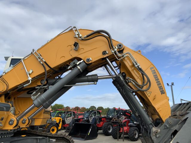 Liebherr R966 HD Mining Face Shovel (ST24316) JENNY
