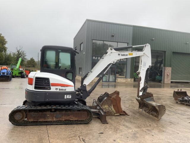 Bobcat E45 Digger (ST24552)