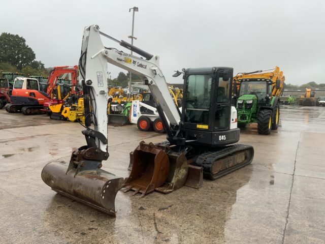 Bobcat E45 Digger (ST24552)