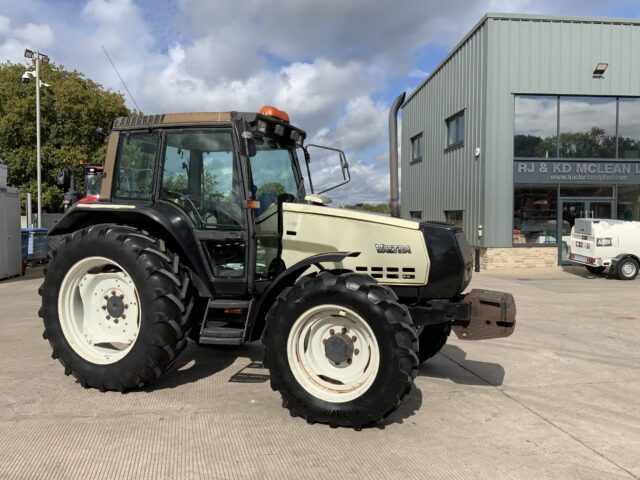 Valtra 6400 Reverse Drive Tractor (ST24155)