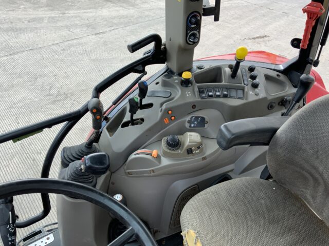 Case Farmall 115U Tractor (ST24139)