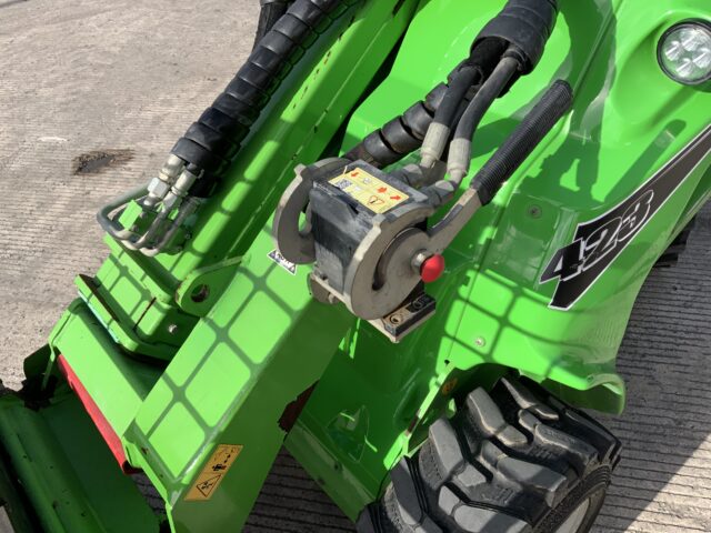 Avant 423 Compact Wheeled Telehandler (ST24518)