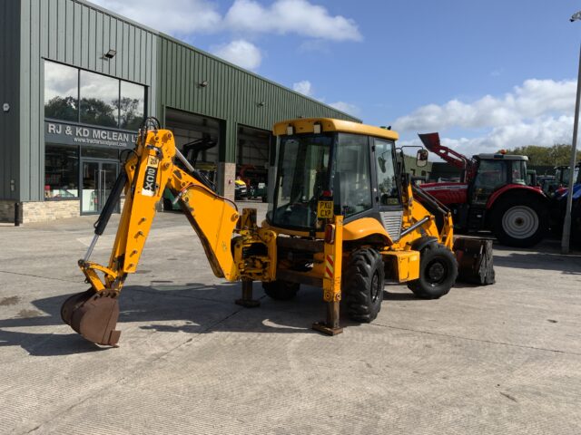 JCB 2CX Wheeled Digger (ST24343)