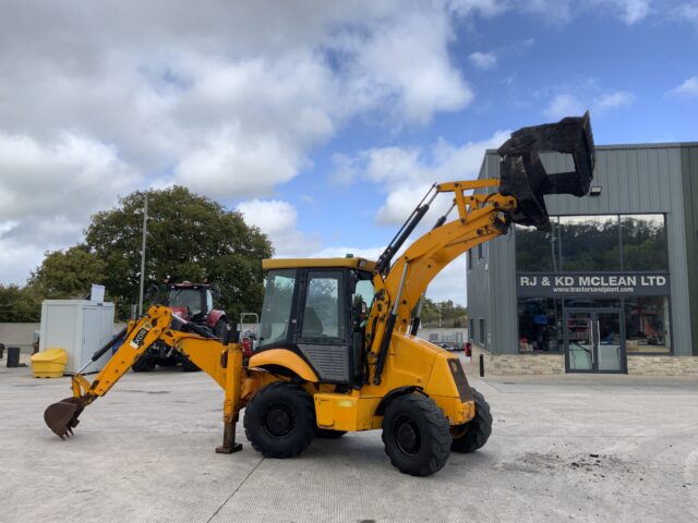 JCB 2CX Wheeled Digger (ST24343)