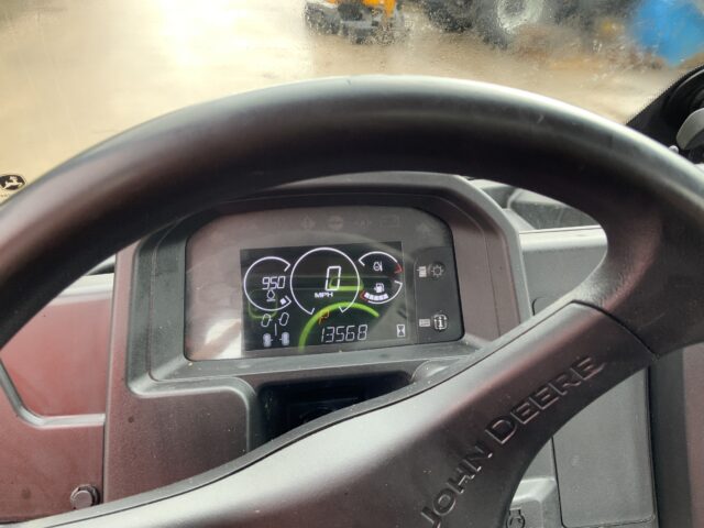 John Deere XUV Gator ATV (ST24330)