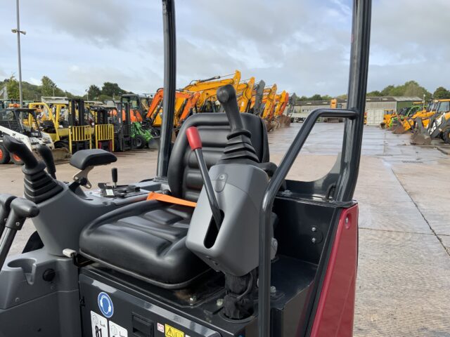 Yanmar SV15 VT Digger (ST23921)