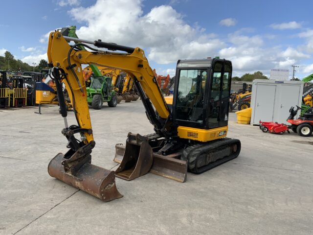 JCB 48Z-1 Digger (ST24551)