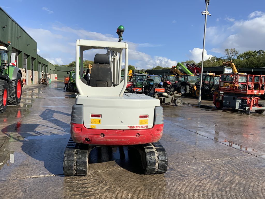 Takeuchi TB250 Digger (ST24284)