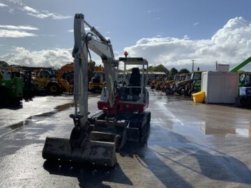 Takeuchi TB250 Digger (ST24284)
