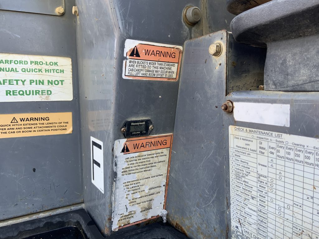 Takeuchi TB250 Digger (ST24284)