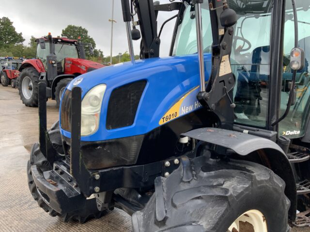 New Holland T6010 Delta Tractor (ST24075)