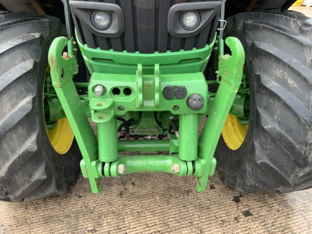 John Deere 6215R Tractor (ST23985)