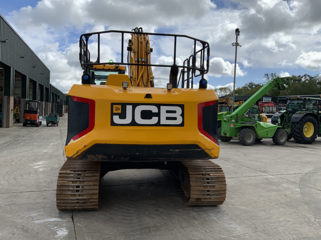 JCB 220x LC Digger (ST24262)
