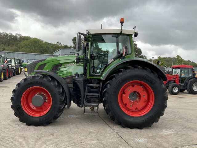 Fendt 939 Profi Plus Tractor (ST24356)