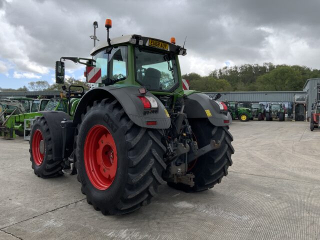 Fendt 939 Profi Plus Tractor (ST24356)