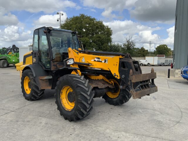 JCB TM310 Agri Pivot Steer Telehandler (ST22428)