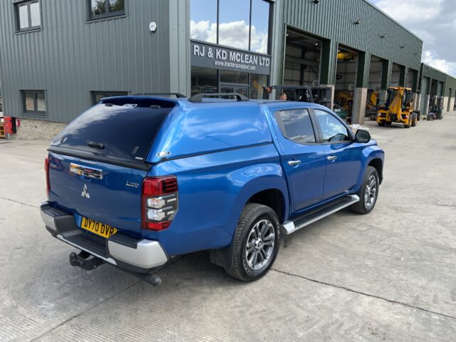 Mitsubishi L200 Warrior Double Cab Pickup (ST24383)