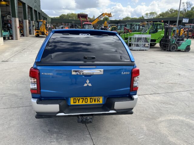 Mitsubishi L200 Warrior Double Cab Pickup (ST24383)