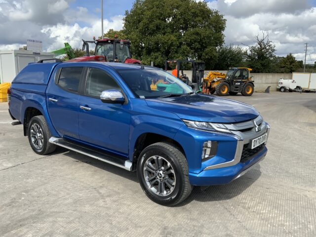 Mitsubishi L200 Warrior Double Cab Pickup (ST24383)