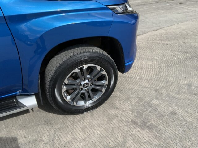Mitsubishi L200 Warrior Double Cab Pickup (ST24383)