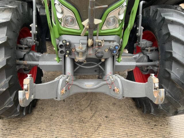 Fendt 724 Profi Plus Tractor (ST23447)