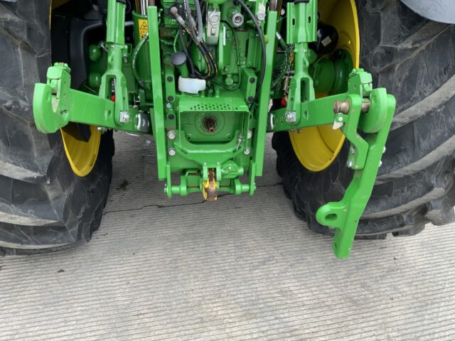 John Deere 6R.185 Tractor (ST24442)