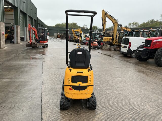JCB 8008 CTS Digger (ST24523)