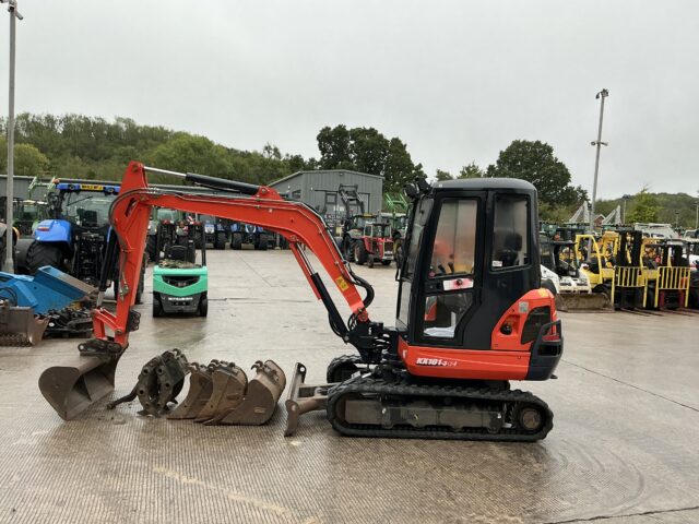 Kubota KX101-3 Digger (ST24467)