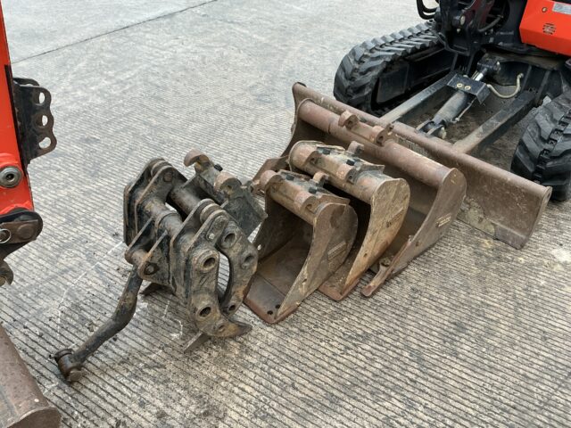 Kubota KX101-3 Digger (ST24467)