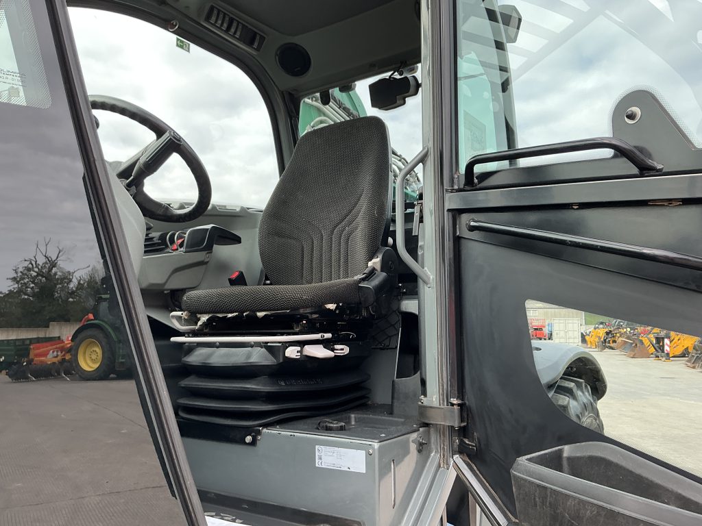 Kramer KT457 Eco Speed Telehandler (ST24514)