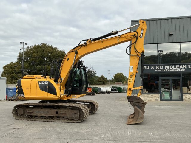 JCB JS130LC Digger (ST24112)
