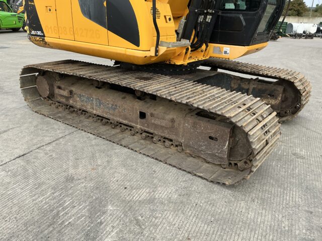 JCB JS130LC Digger (ST24112)