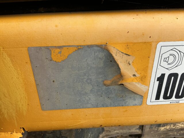 JCB JS130LC Digger (ST24112)