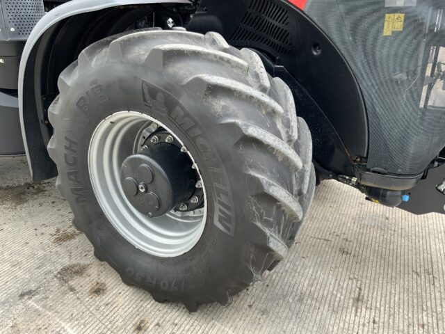 Case Magnum 310 Tractor (ST18497)