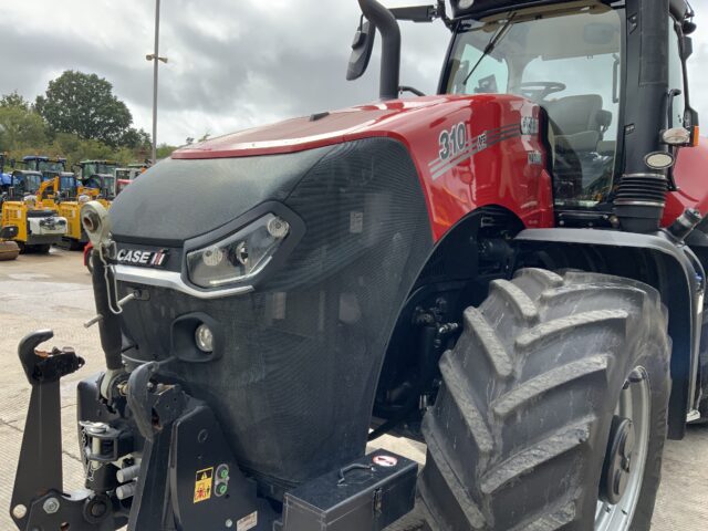 Case Magnum 310 Tractor (ST18497)