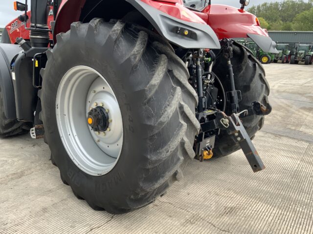 Case Magnum 310 Tractor (ST18497)