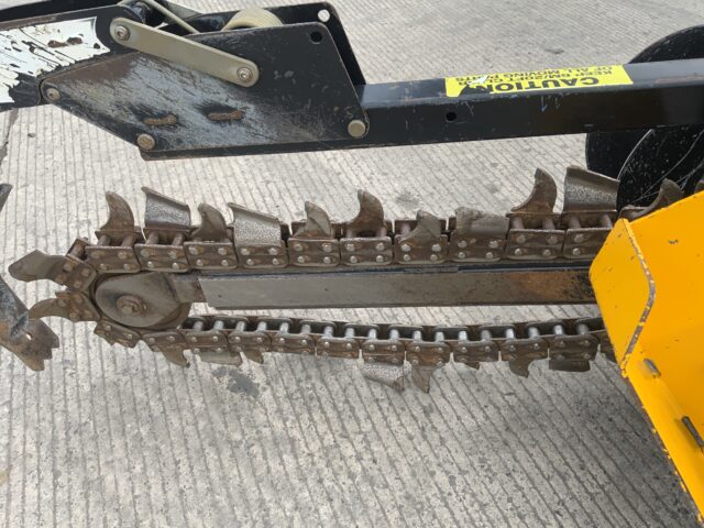 DIGGA BFT 00013 Trencher