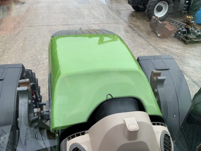 Fendt 724 Profi Plus Tractor (ST23447)