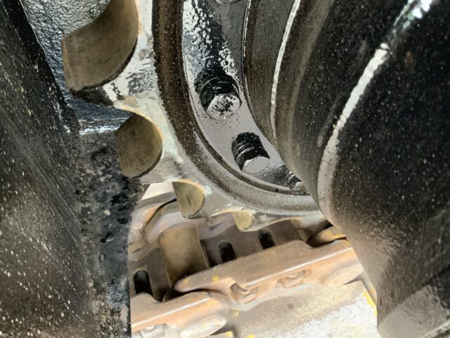 Hitachi ZX135 USB l-7 Digger (ST24052)