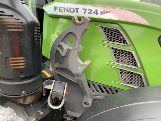 Fendt 724 Profi Plus Tractor (ST23447)