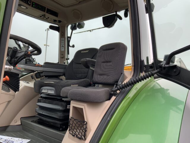 Fendt 724 Profi Plus Tractor (ST23447)