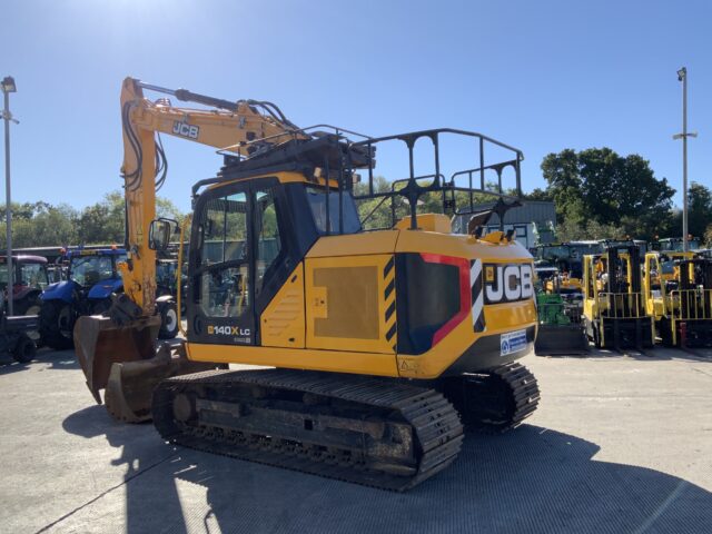 JCB 140X LC Digger (ST24657)