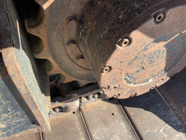 JCB 140X LC Digger (ST24657)