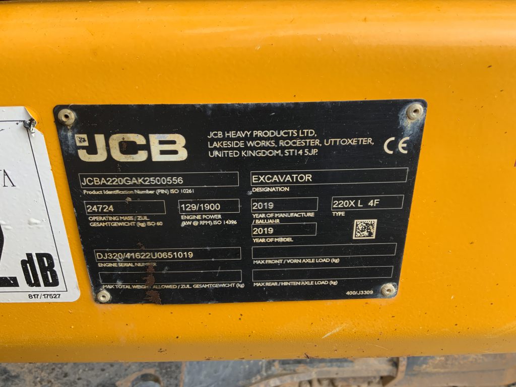 JCB 220x LC Digger (ST24262)