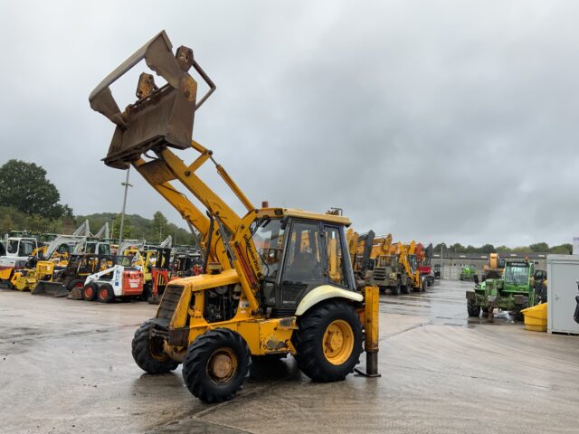 JCB 3CX Site Master Plus Wheeled Digger (ST23868)